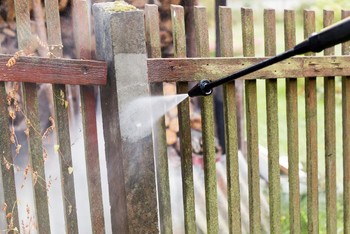 Deck & Fence Cleaning in North Lake, Wisconsin