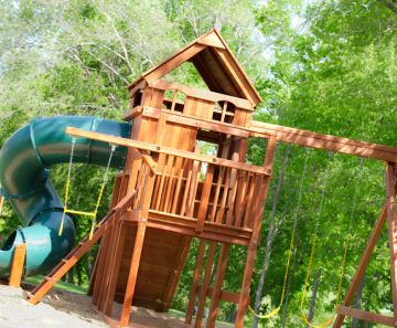 Play Set Pressure Washing in Brookfield